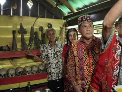 Pj Bupati Sanggau Hadiri Ritual Adat di Panca Puntu Mang Pihit Desa Pengadang