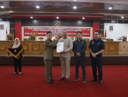 DPRD Sampaikan Penjelasan Raperda ke Pj Bupati Sanggau