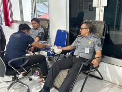 Pegawai Kantor Imigrasi Sanggau Donor Darah
