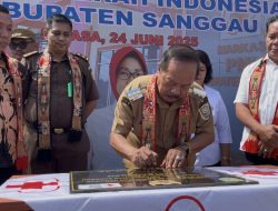 Bupati Sanggau Minta PMI Berikan Pelayanan Prima Kepada Masyarakat