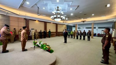 Bupati Ontot Lantik Eddy Zulkarnain Sebagai Pimpinan PAW Pimpinan Baznas Sanggau