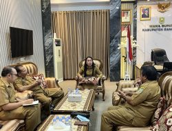 Wabup Sanggau Susana Herpena Bahas Penanganan Infrastruktur Bersama Dinas PUPR 